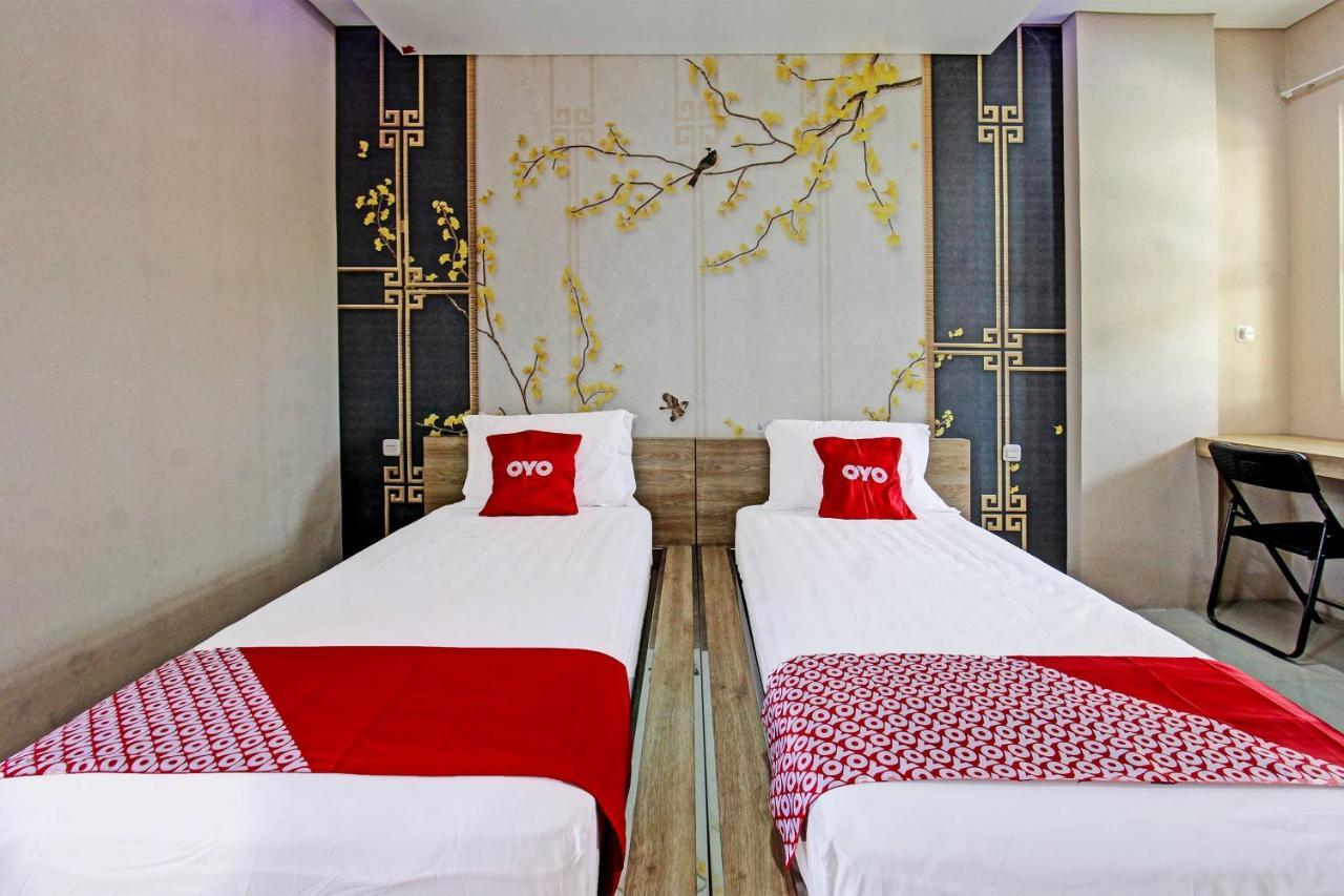 Capital O 91384 Rintaka Residence Senggigi Extérieur photo